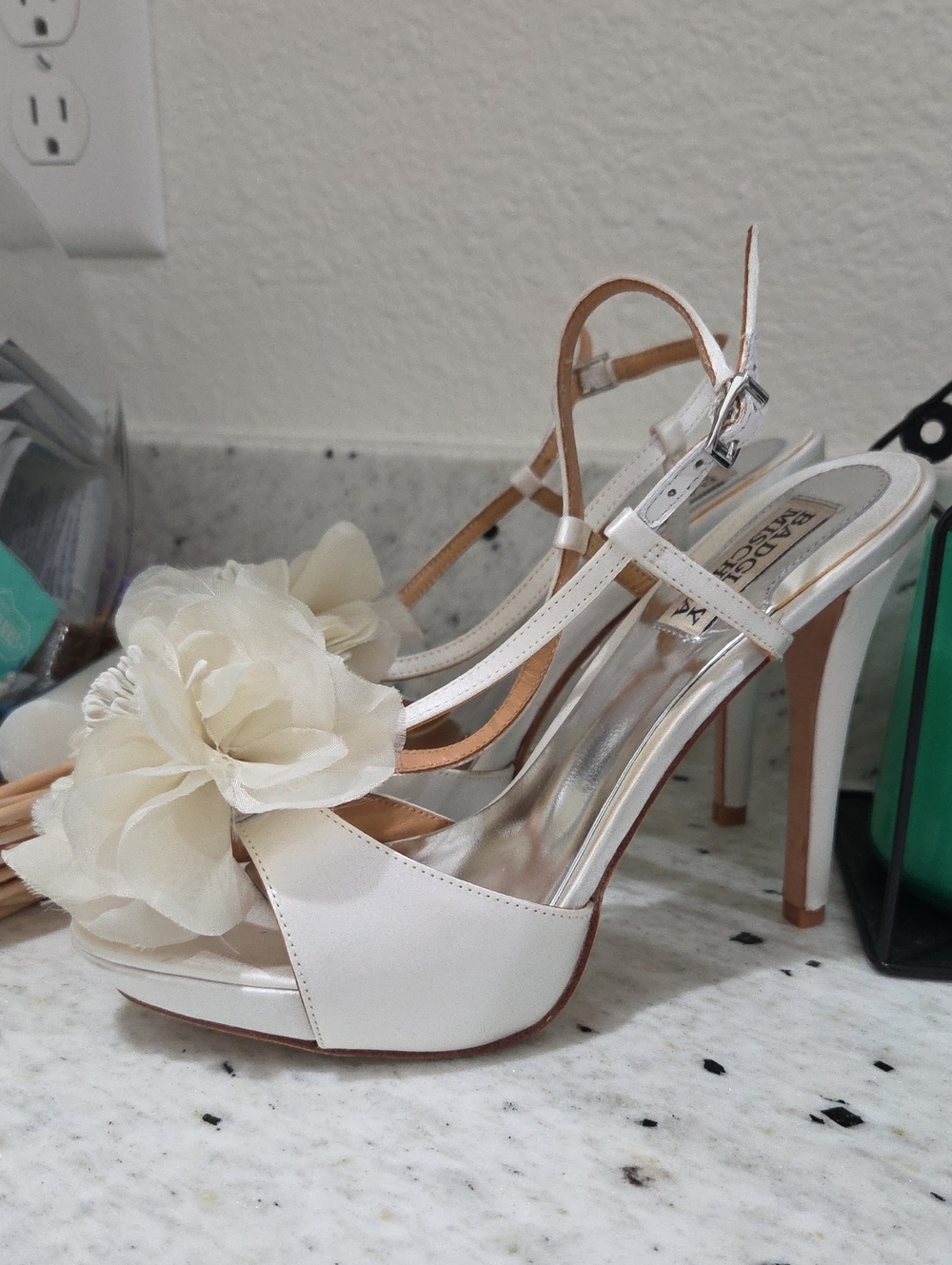 Badgley Mischka Cissy Cream Floral Slingback Platform Heels